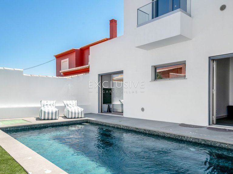 Villa for Sale in Lagos, Algarve 4