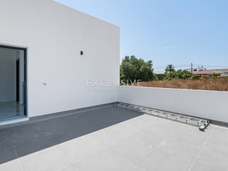 Villa for Sale in Lagos, Algarve 25