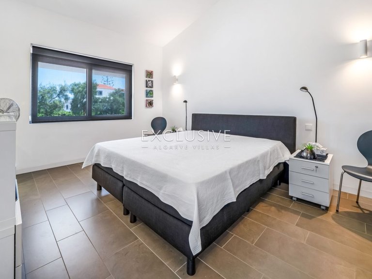 Villa for Sale in Carvoeiro, Algarve 24