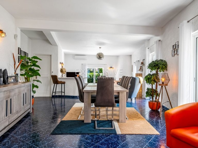 Villa for Sale in Vilamoura, Algarve 2
