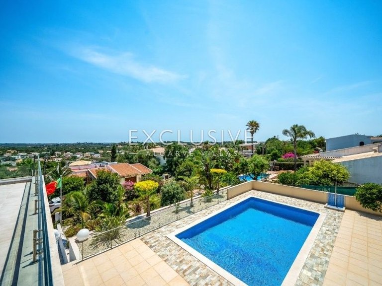 Villa for Sale in PortimÃo, Algarve 28