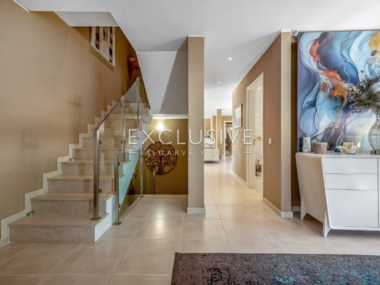 Villa for Sale in PortimÃo, Algarve 21