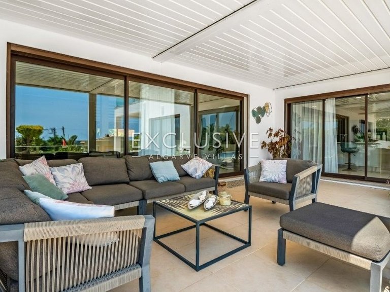Villa for Sale in PortimÃo, Algarve 9