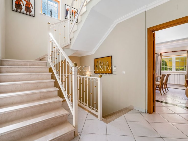 Villa for Sale in Albufeira, Algarve 22