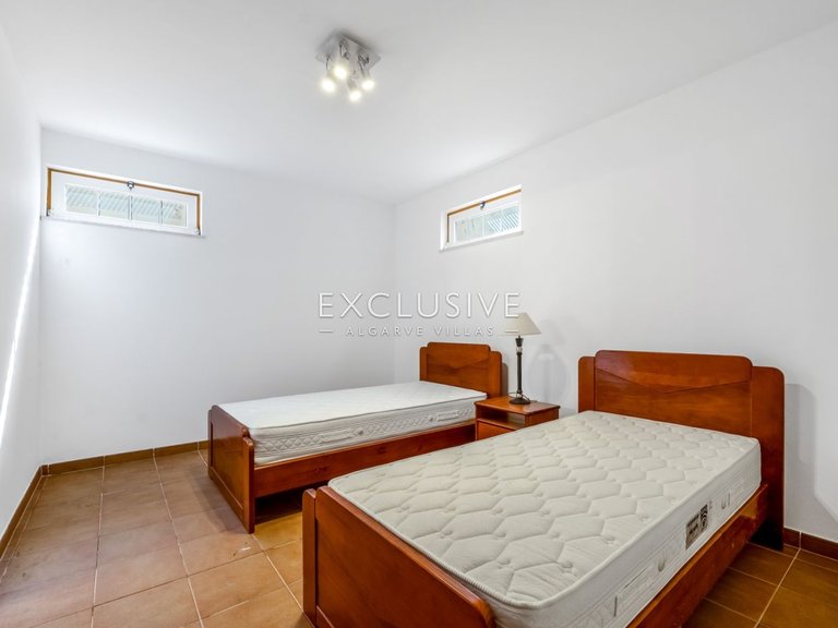 Villa for Sale in Albufeira, Algarve 34
