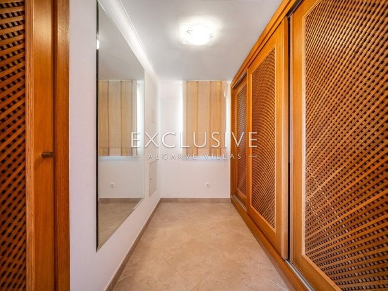 Villa for Sale in Carvoeiro, Algarve 36