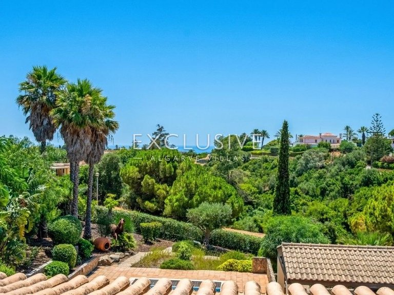Villa for Sale in Carvoeiro, Algarve 32
