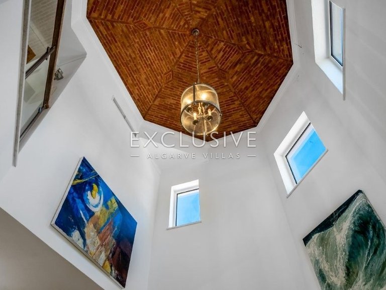 Villa for Sale in Carvoeiro, Algarve 25
