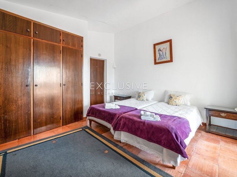 Villa for Sale in Lagos, Algarve 11