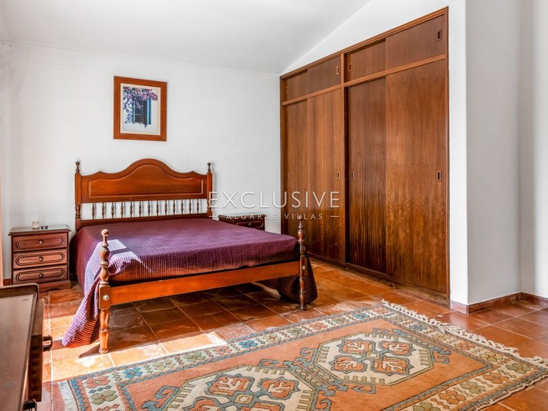 Villa for Sale in Lagos, Algarve 9