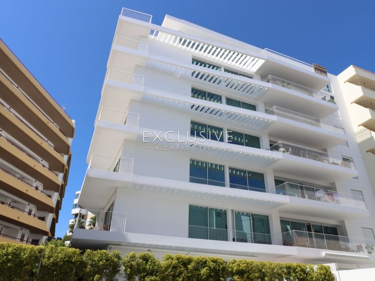 Apartment for Sale in Vilamoura, Algarve 30