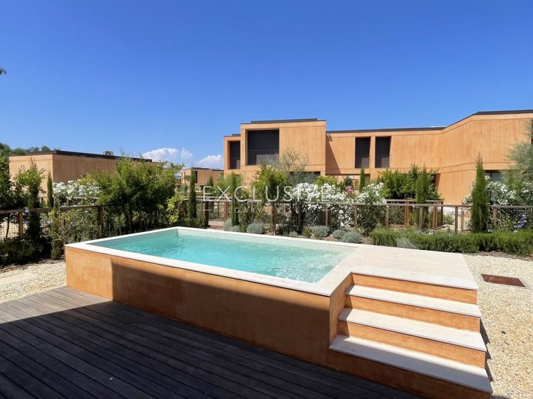 Villa for Sale in Vilamoura, Algarve 29