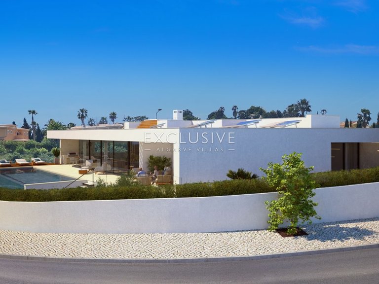 Villa for Sale in Praia Da Luz, Algarve 14