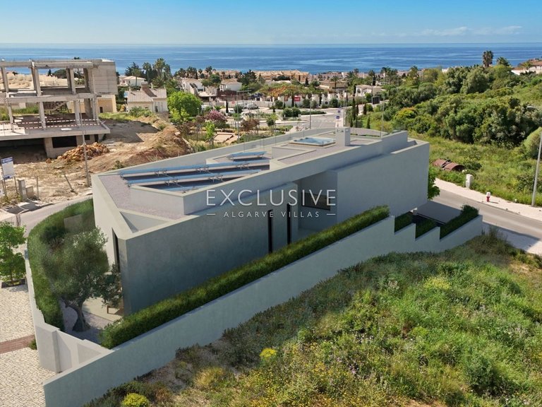 Villa for Sale in Praia Da Luz, Algarve 12