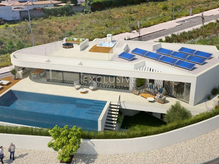Villa for Sale in Praia Da Luz, Algarve 10