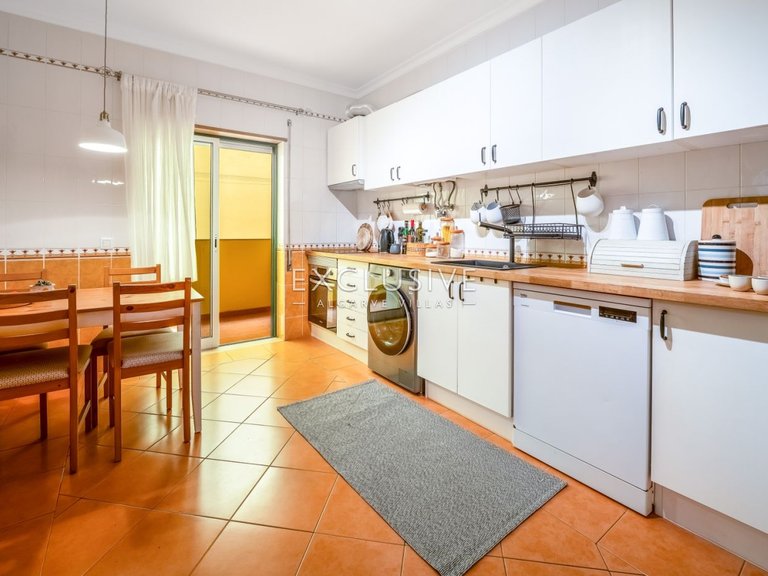 Apartment for Sale in Lagos, Algarve 11
