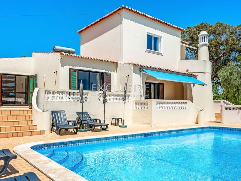 Villa for Sale in Carvoeiro, Algarve 28