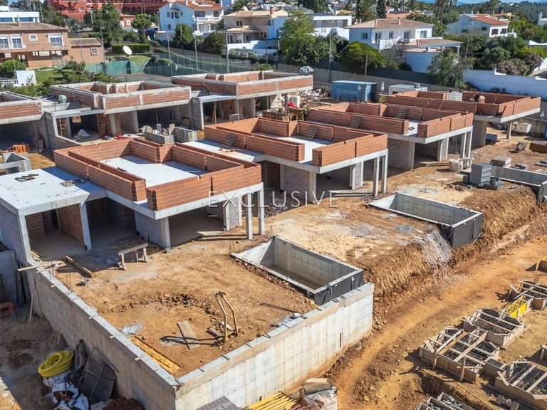 Town House for Sale in Praia Da Luz, Algarve 14