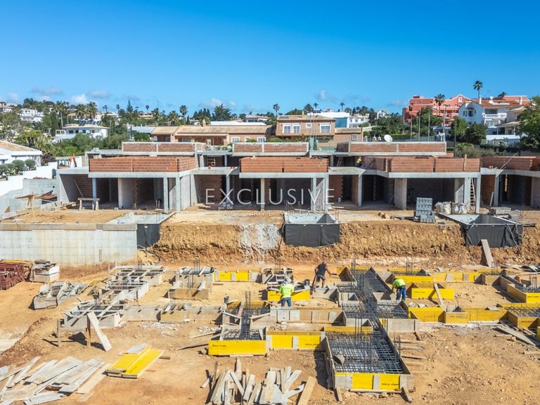 Town House for Sale in Praia Da Luz, Algarve 16