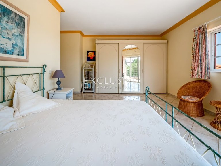 Villa for Sale in Carvoeiro, Algarve 27