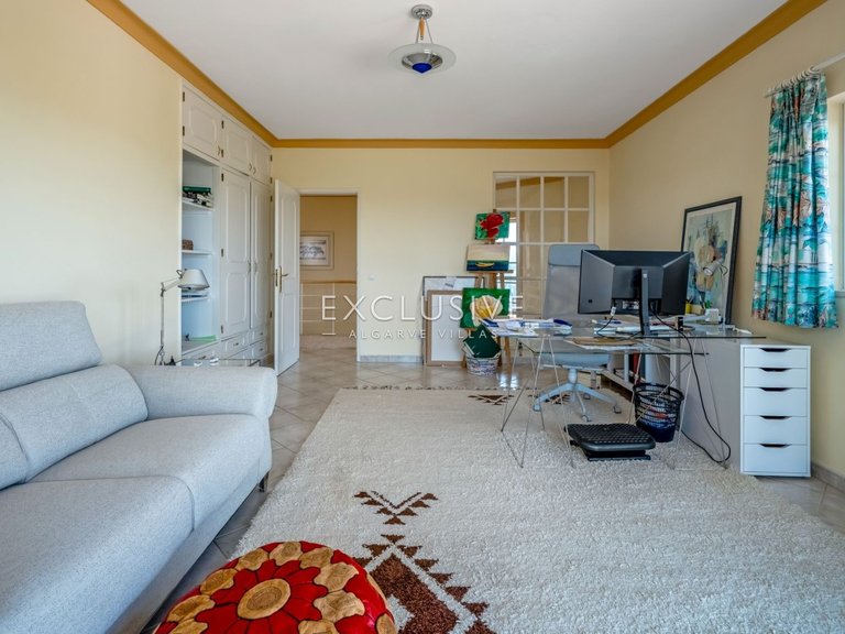 Villa for Sale in Carvoeiro, Algarve 33