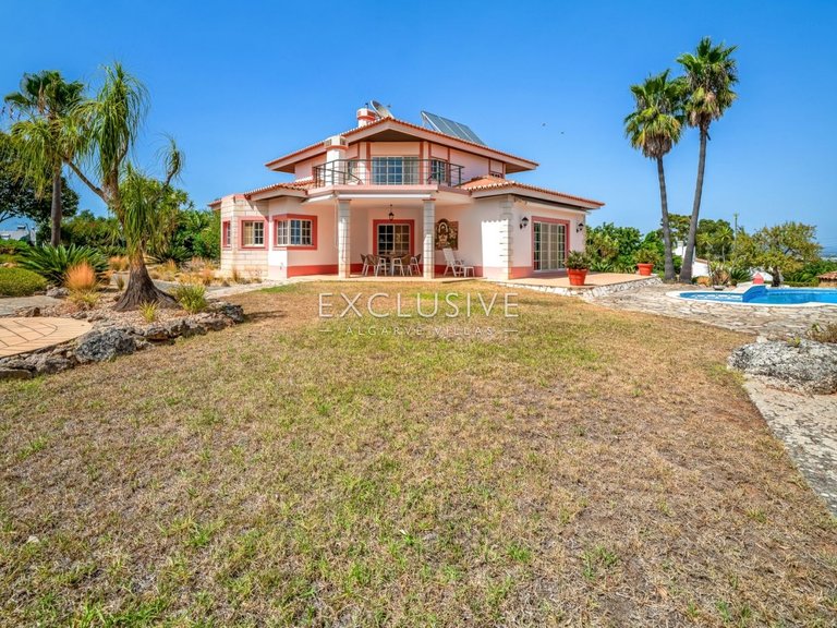 Villa for Sale in Carvoeiro, Algarve 37