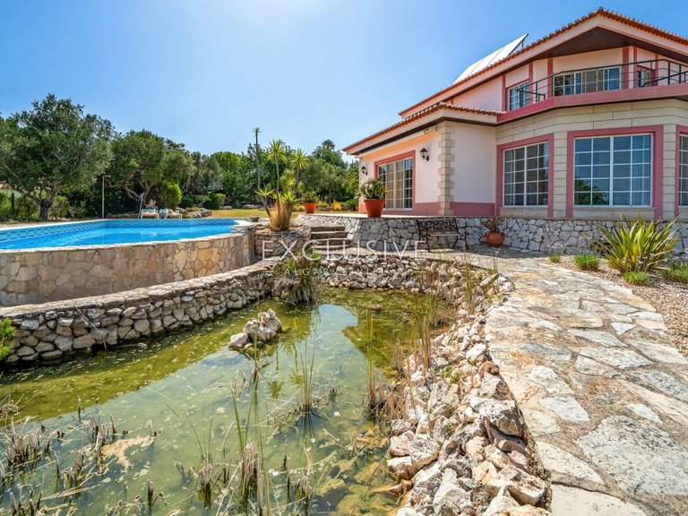 Villa for Sale in Carvoeiro, Algarve 38