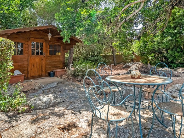 Villa for Sale in Carvoeiro, Algarve 40