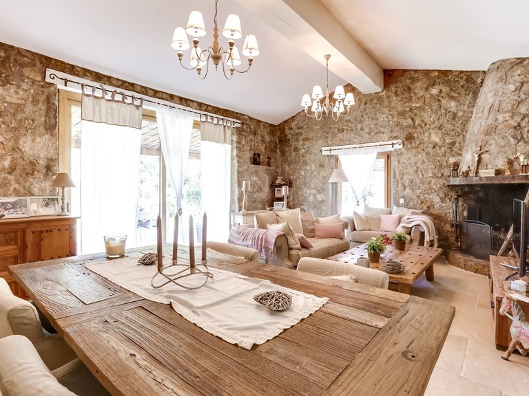 Villa for Sale in Callian, Var Countryside (fayence, Lorgues, Cotignac) 2