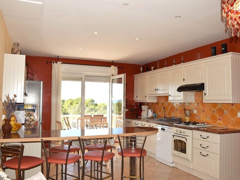 Villa for Sale in Lorgues, Var Countryside (fayence, Lorgues, Cotignac) 5