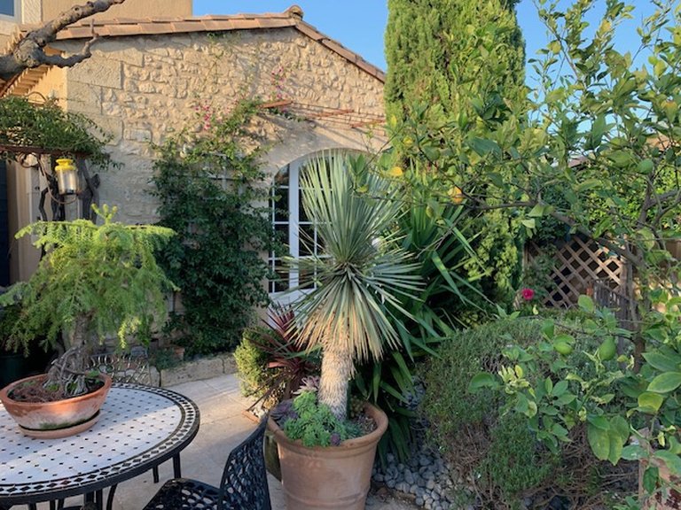 Villa for Sale in Uzes, Uzes Area 10