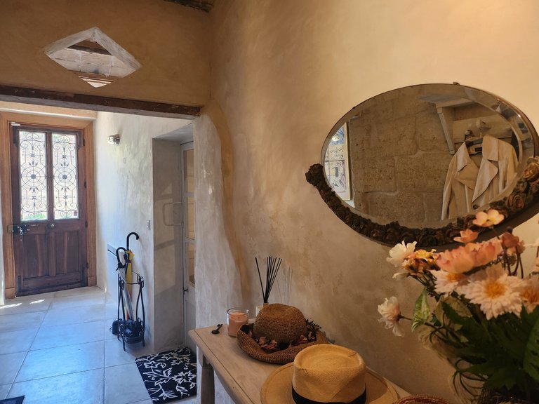 Villa for Sale in Uzes, Uzes Area 11