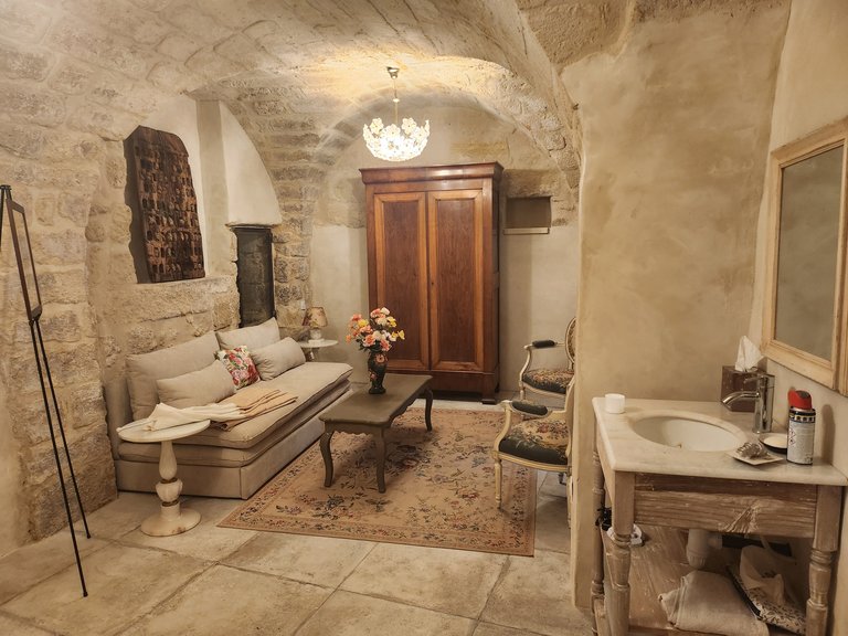 Villa for Sale in Uzes, Uzes Area 3