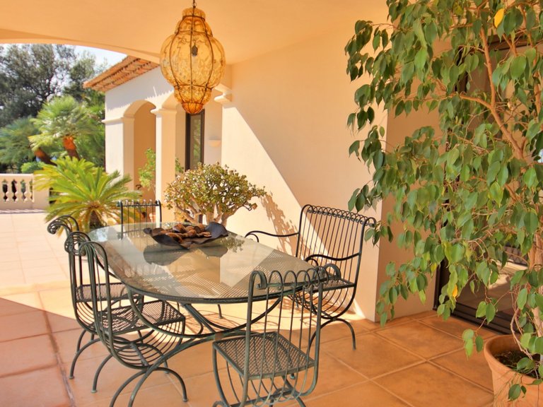 Villa for Sale in Nice, Nice Area 5