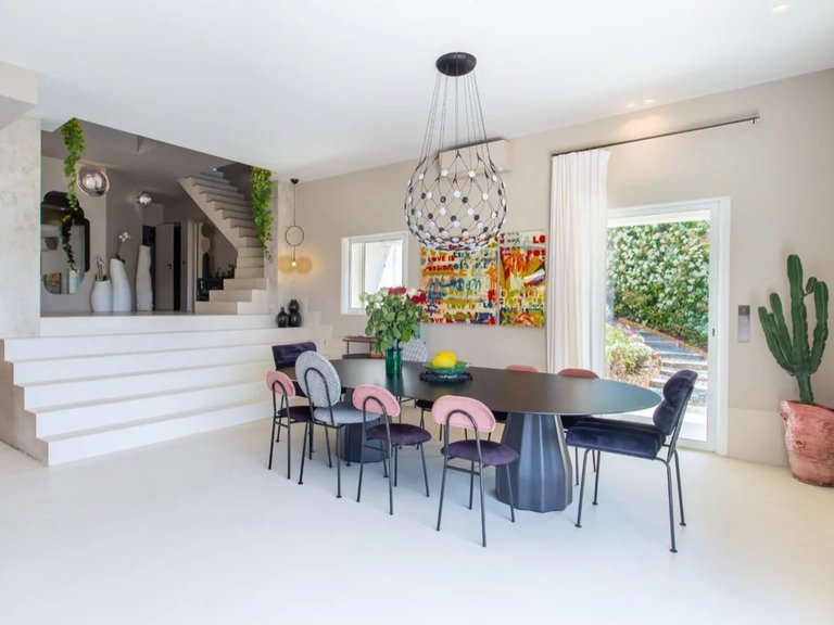 Villa for Sale in Nice, Nice Area 12