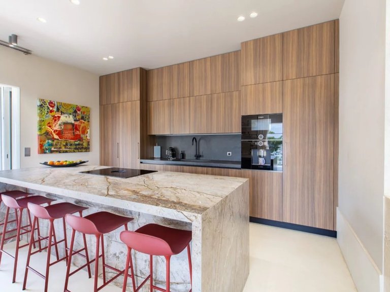 Villa for Sale in Nice, Nice Area 13