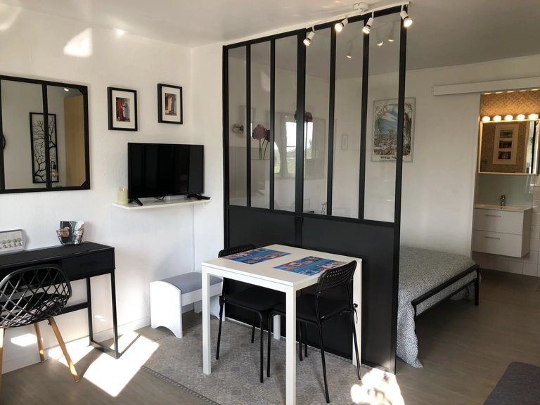 Villa for Sale in Nice, Nice Area 11