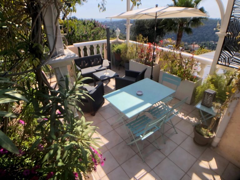 Villa for Sale in Nice, Nice Area 12