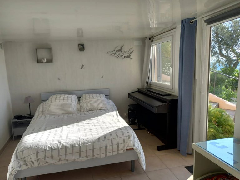 Villa for Sale in Nice, Nice Area 15
