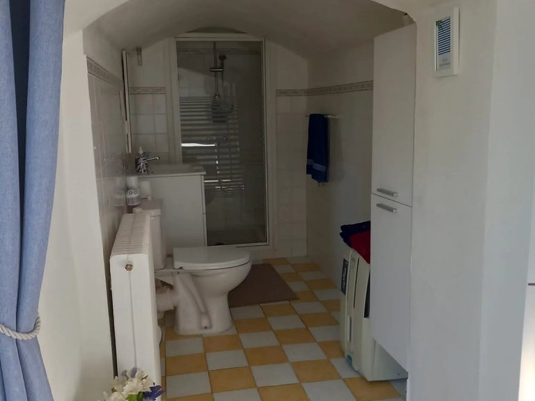Villa for Sale in Nice, Nice Area 16