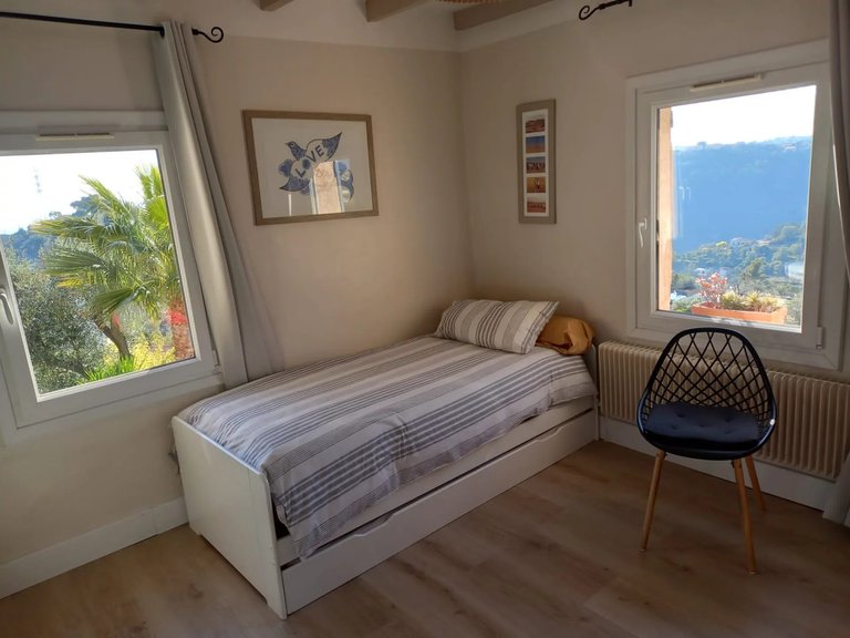 Villa for Sale in Nice, Nice Area 17