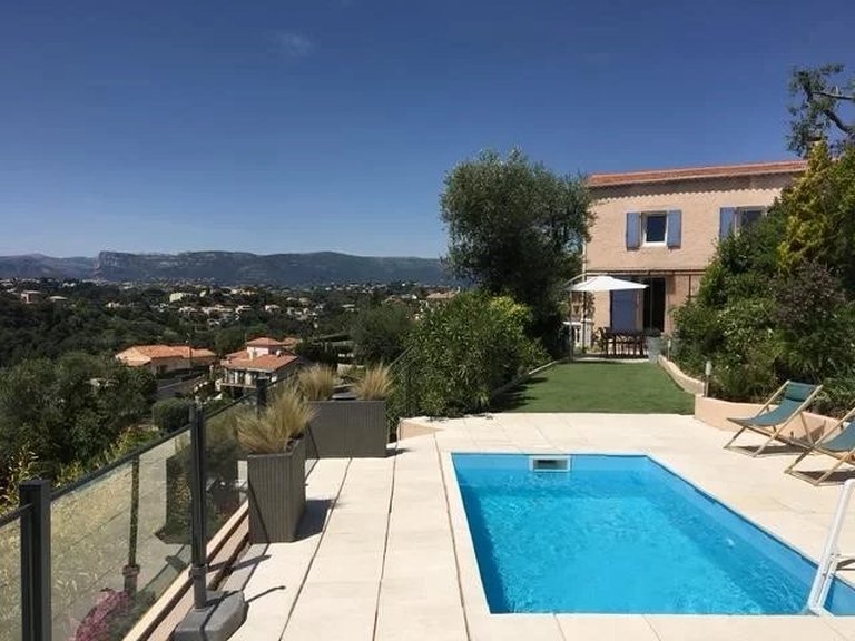 Villa for Sale in Nice, Nice Area 3