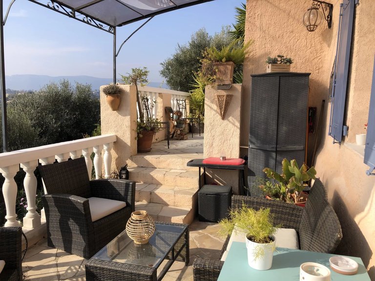 Villa for Sale in Nice, Nice Area 6