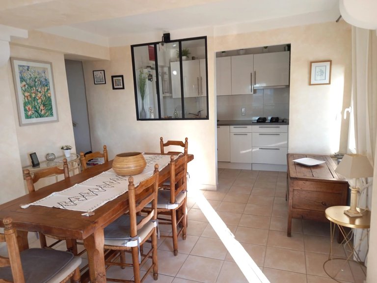 Villa for Sale in Nice, Nice Area 9