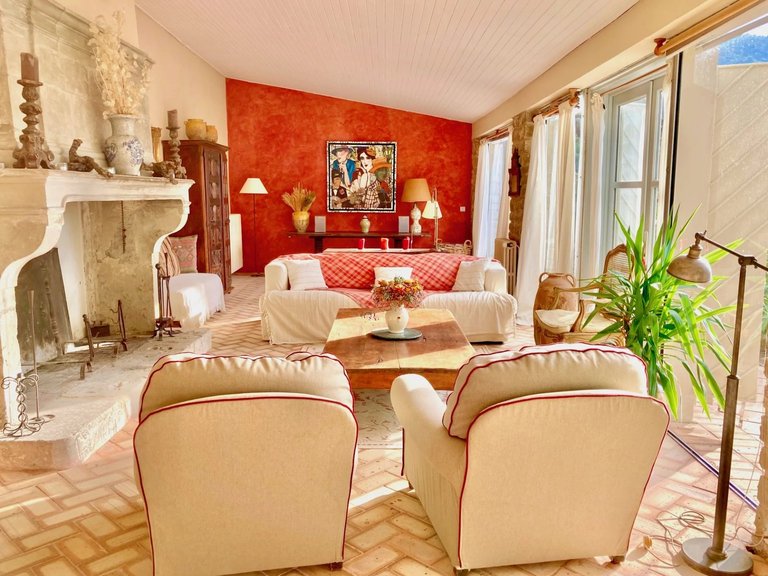 Villa for Sale in Oppede, The Luberon / Vaucluse 14
