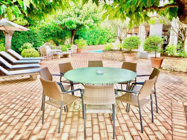 Villa for Sale in Oppede, The Luberon / Vaucluse 5