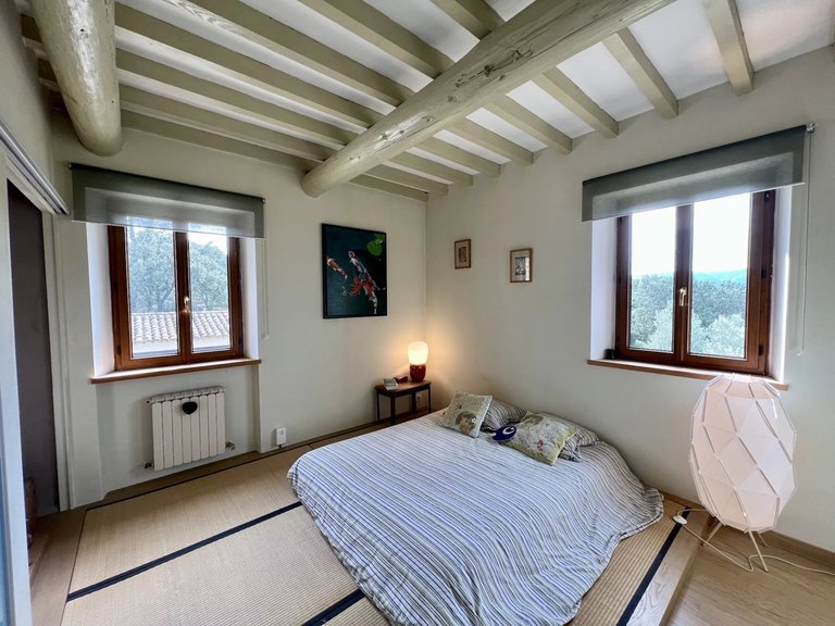 Villa for Sale in Goult, The Luberon / Vaucluse 19