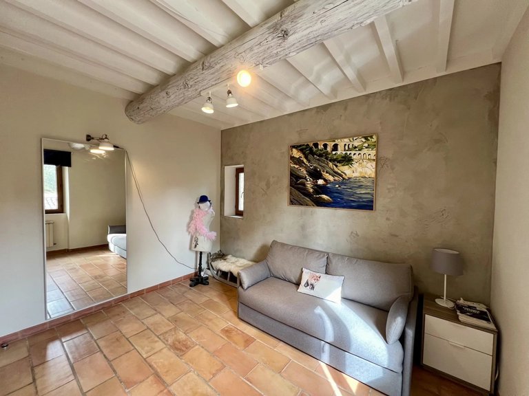 Villa for Sale in Goult, The Luberon / Vaucluse 20