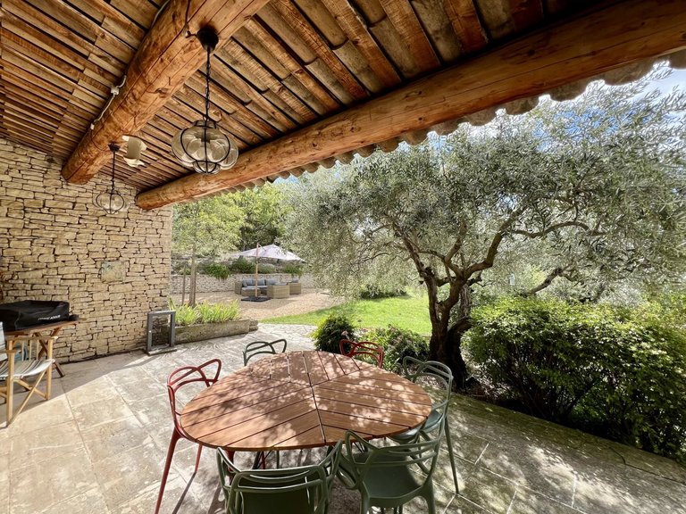 Villa for Sale in Goult, The Luberon / Vaucluse 6