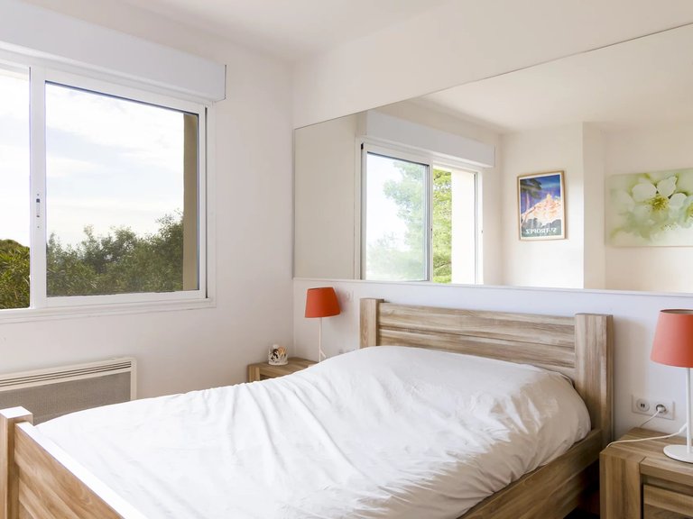 Villa for Sale in Hyeres, Provence Coast (cassis To Cavalaire) 13